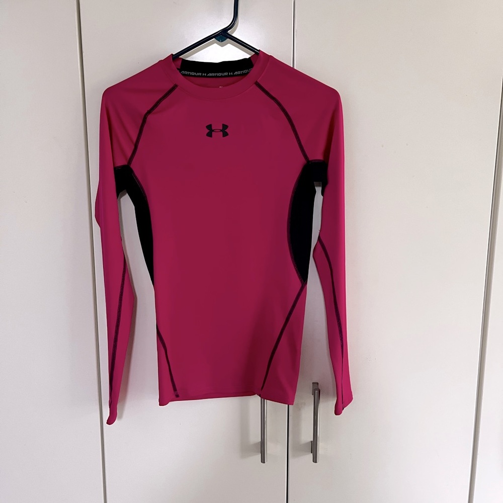 Ladies Under Armour shirt